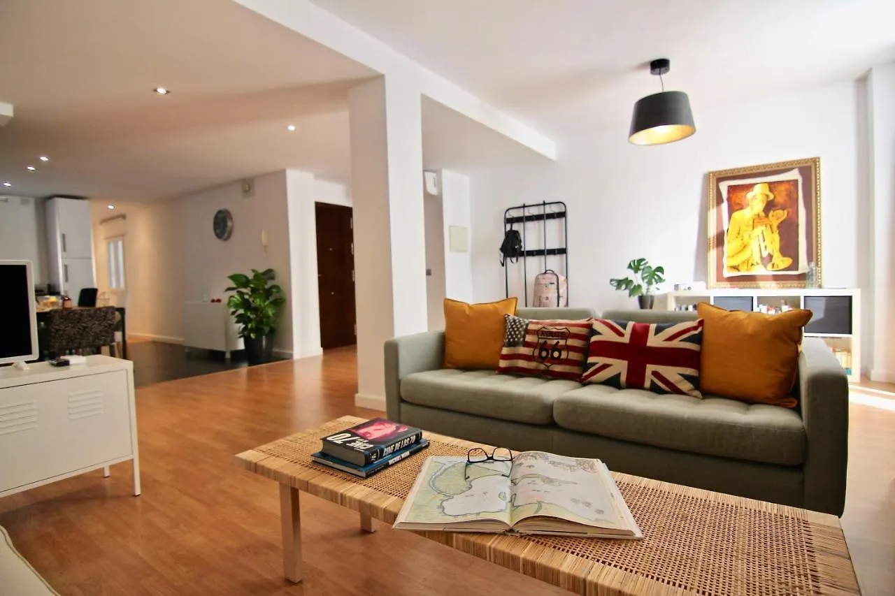 Canovas Family Home Cadiz 0*,